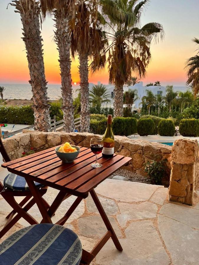 Sky Villa Pafos Exterior foto
